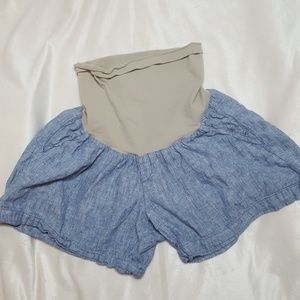 Maternity shorts
